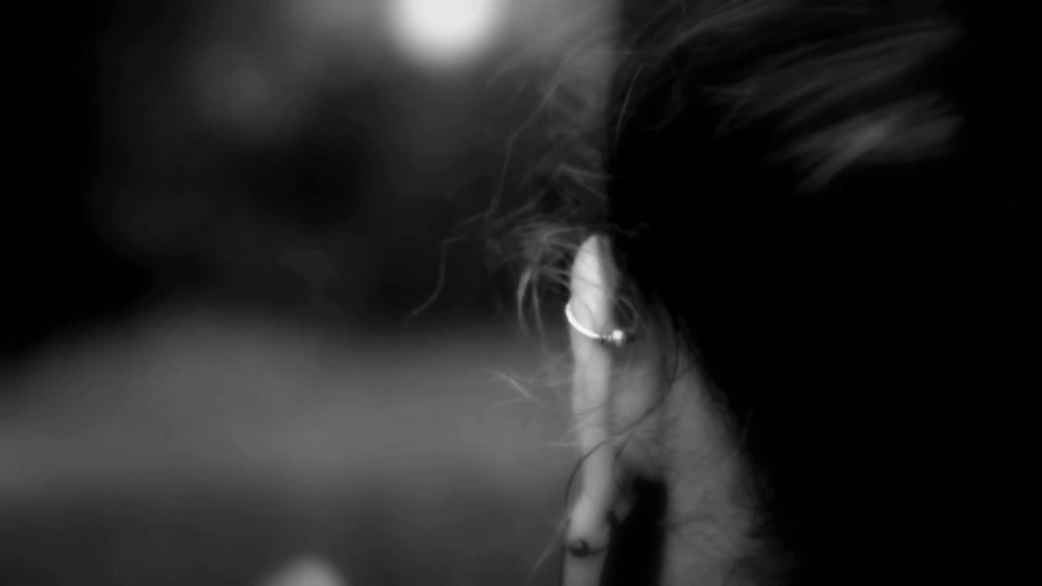 Hanging Garden presenta ‘Into That Good Night’ 16833