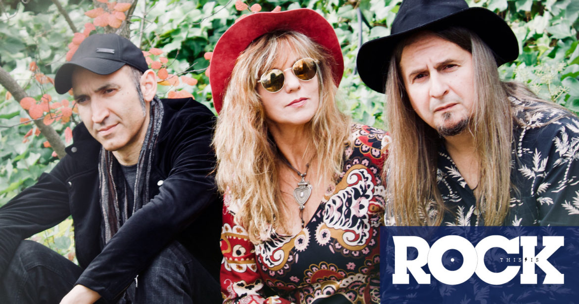 The Val Entrevista The Val La Revista Toda la Gente del Rock Tu Magazine de Classic Rock Hard Rock Heavy Metal Prog Rock Blues Rock