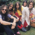 The Kinks La revista con la música que es importante en tu vida Classic Rock Hard Rock Heavy Metal Prog Rock Blues