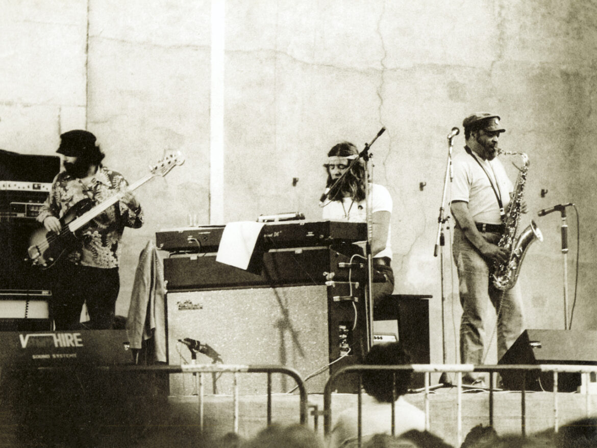 1974 Apoteosis John Mayall en Irún 1974 Apoteosis John Mayall en Irún | This Is ROCK Revista_1