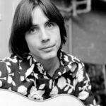 Jackson Browne Presenta en Exclusiva en This Is ROCK 'Downhill From Everywhere'