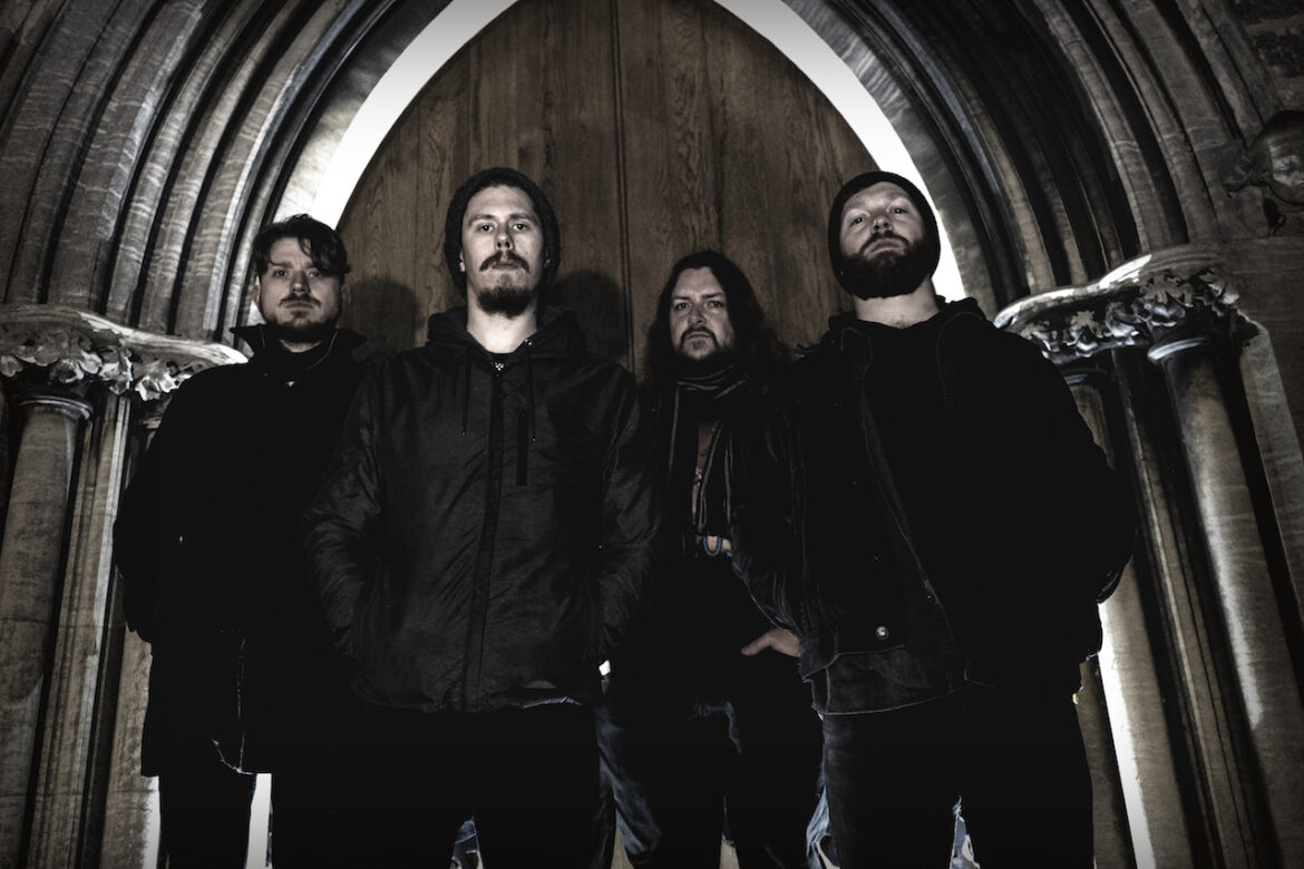 Luna’s Call presenta ‘Merced’s Footsteps’ Luna's Call presenta 'Merced's Footsteps' | This Is METAL Revista