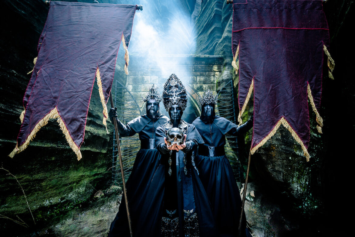 Behemoth Presenta el Vídeo de 'Shadows Ov Ea Cast Upon Golgotha' ▲ This Is METAL ▼ www.thisismetal.es