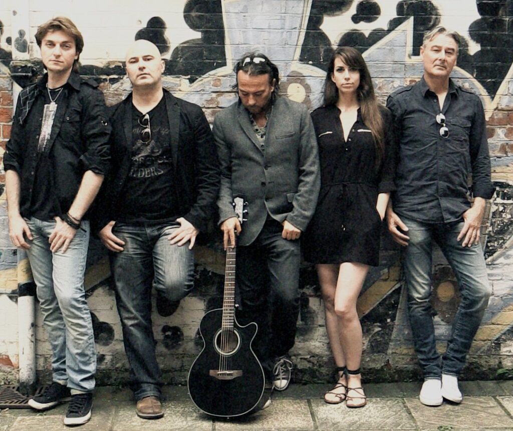 Feral Ghost Presenta 'Here We're We Go Again' | Revista This Is ROCK