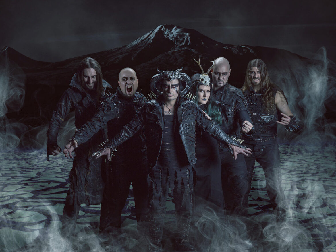 Cradle Of Filth La revista con la música que es importante en tu vida Classic Rock Hard Rock Heavy Metal Prog Rock Blues