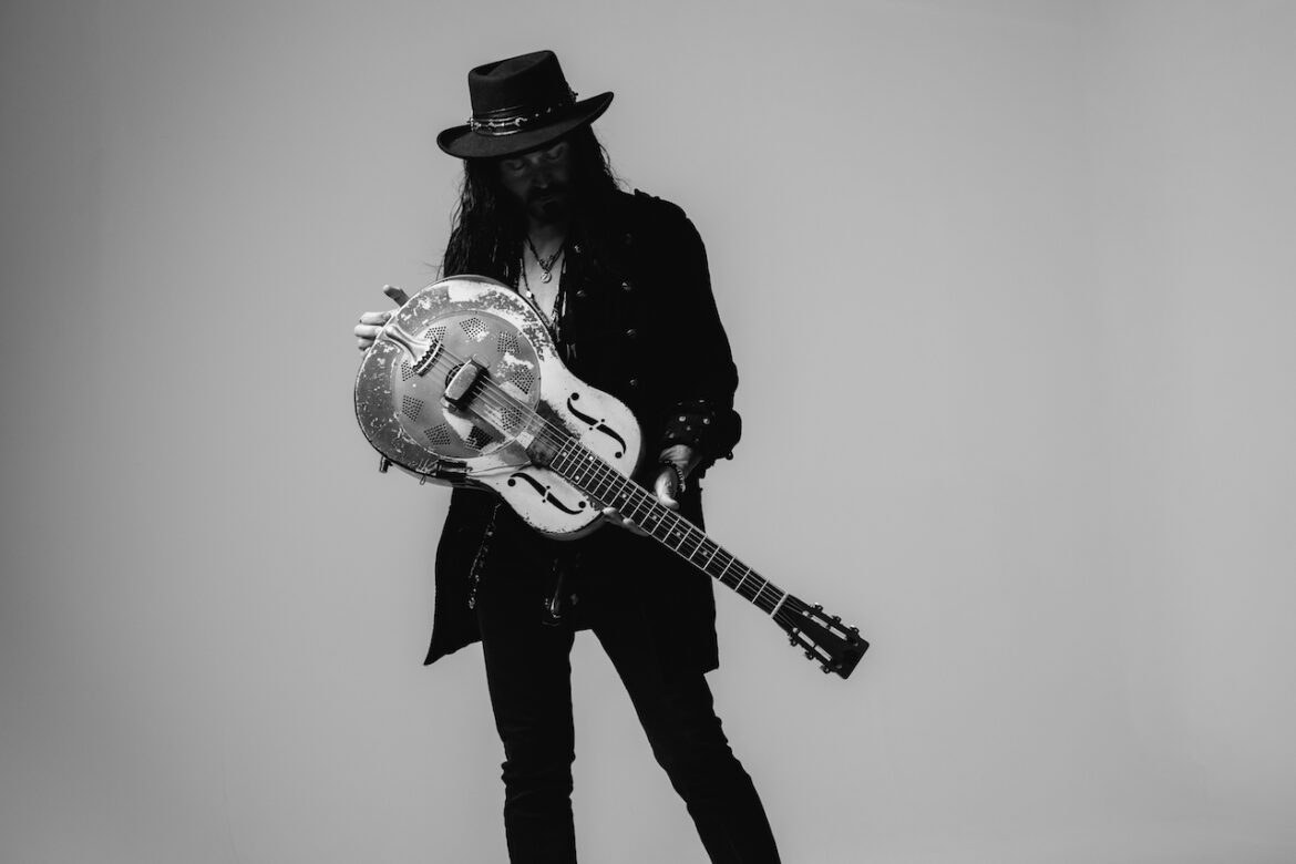 Troy Redfern presenta ‘Sanctify’ Troy Redfern Revista This Is Rock Clasico Classic Rock Hard Rock Heavy Metal Prog Rock Blues thisisrock