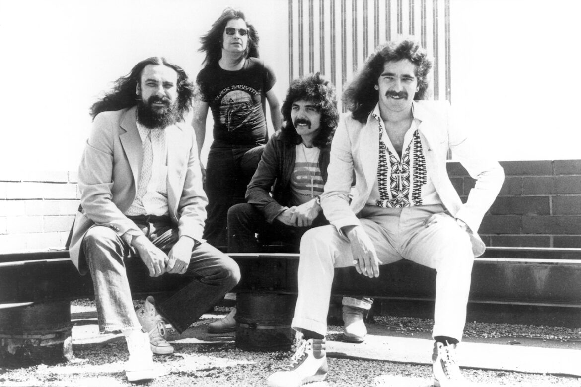 Black Sabbath_La revista con la música que es importante en tu vida Classic Rock Hard Rock Heavy Metal Prog Rock Blues_2