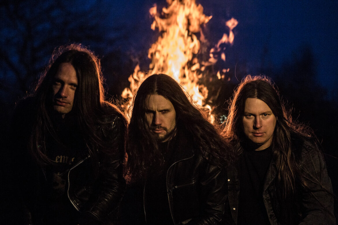 portrait-heavy-metal La revista con la música que es importante en tu vida Classic Rock Hard Rock Heavy Metal Prog Rock Blues