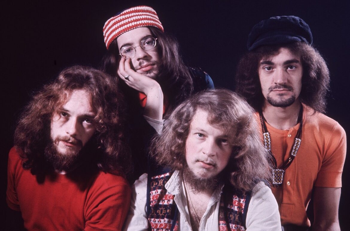 Jethro tull benefit (the 50th anniversary enhanced edition) 3