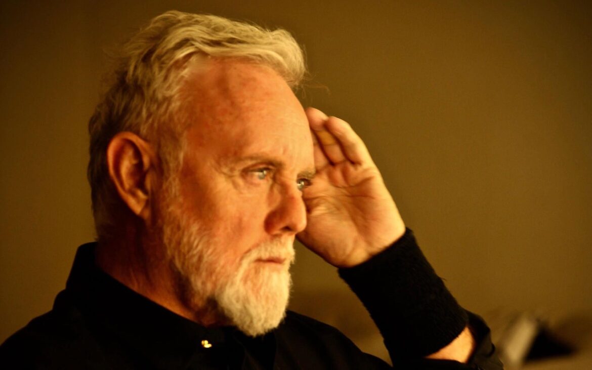 Roger Taylor presenta ‘Outsider’ Unknown 1