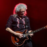 Brian may another world this is rock revista