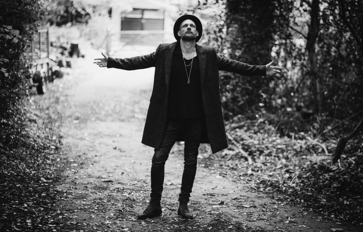 Ben Hemming presenta ’Baptise Me’ Ben hemming | this is rock revista magazine pura energía decibélica