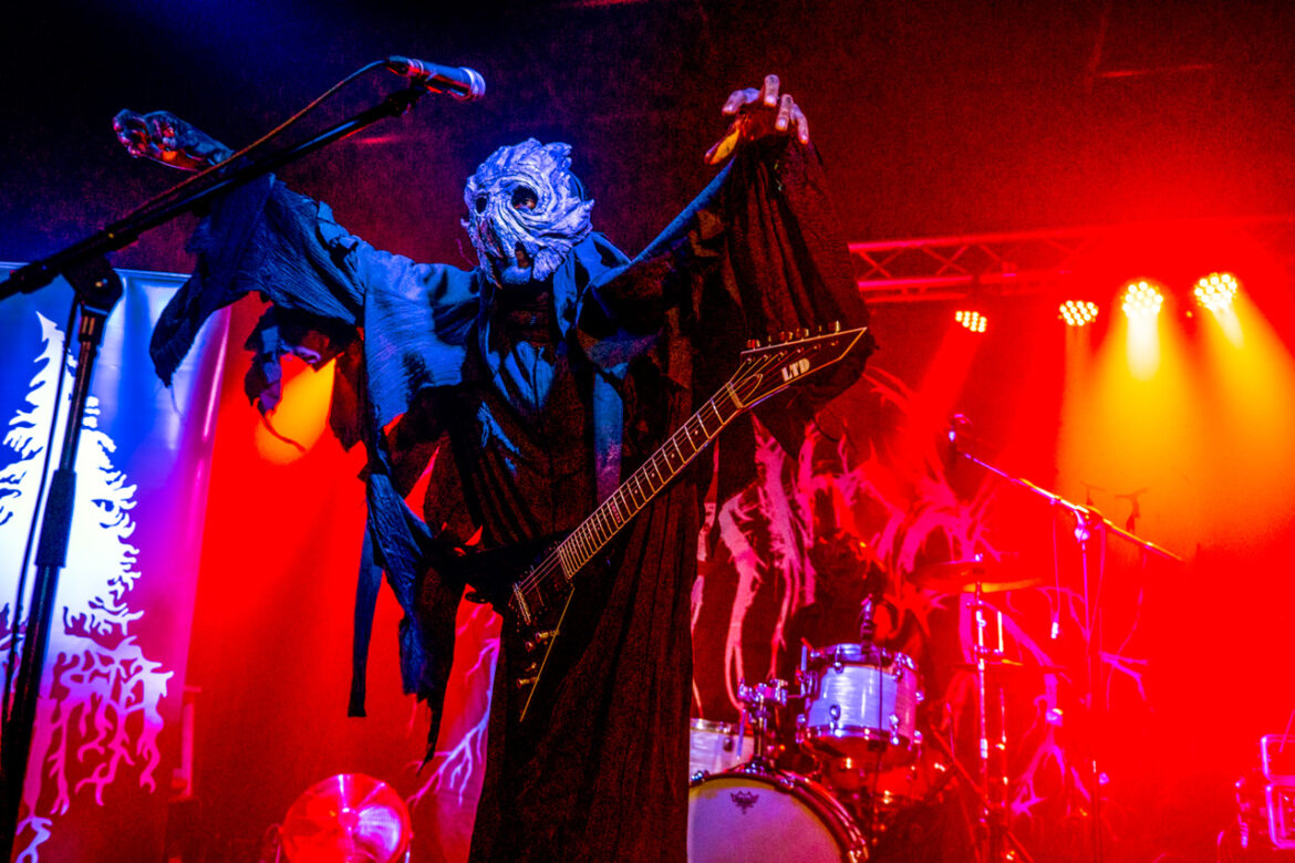 Grima oscurece Oviedo Grima 1 sergio blanco this is metal