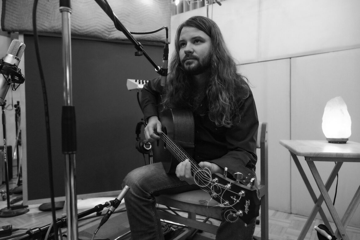 Brent Cobb publica ‘Southern Star’ Brent Cobb This Is Rock Revista Magazine