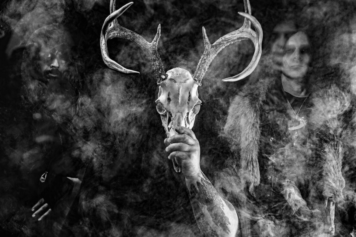 Wolves in the throne room ⚡ this is metal revista magazine