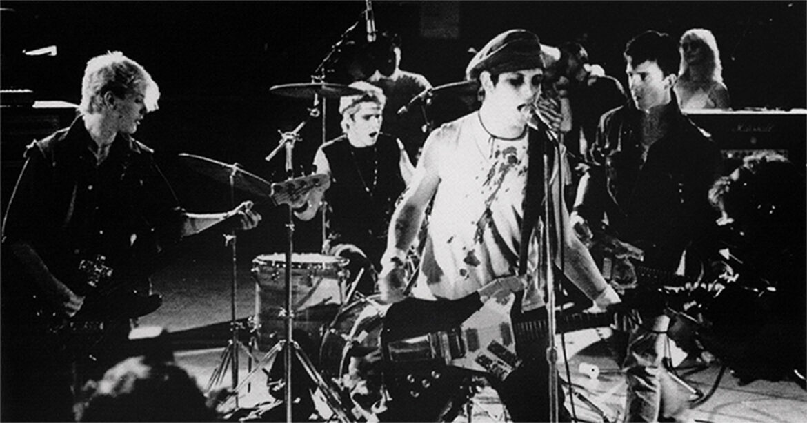 Social distortion