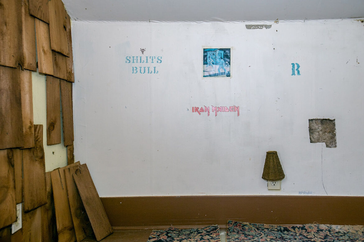 1988 Distorsión Hasta la Locura Childhood Home Of Kurt Cobain In Aberdeen, WA