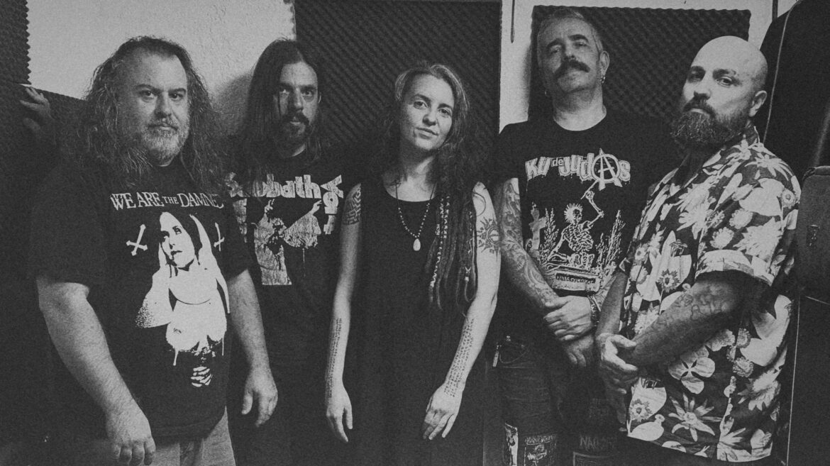 El doom de Sinistro presenta nuevo disco ‘Vértice’ El doom de Sinistro presenta nuevo disco Vertice - This Is Metal Revista