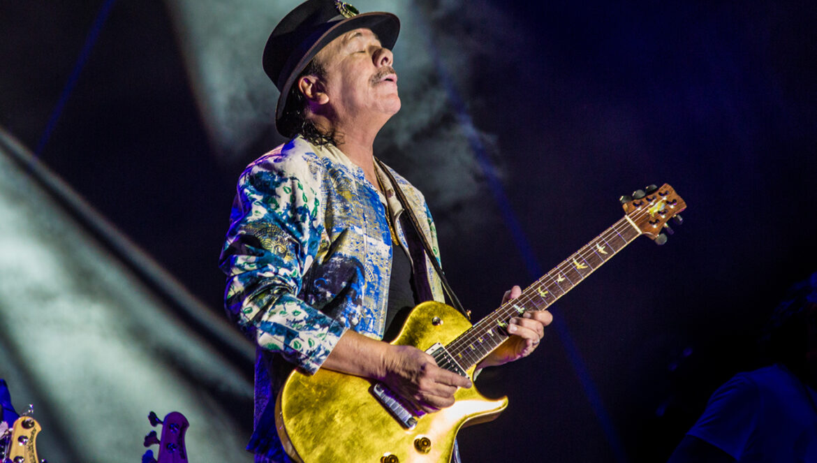Carlos Santana los detalles de su nuevo álbum ‘Sentient’ 1 Carlos Santana anuncia su álbum Sentient