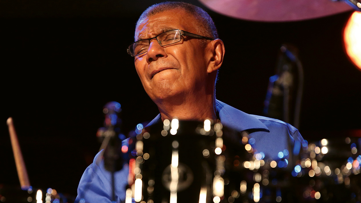 Jack Dejohnette una Leyenda de la Batería 1 Jack DeJohnette Oliver Abels Creative Commons